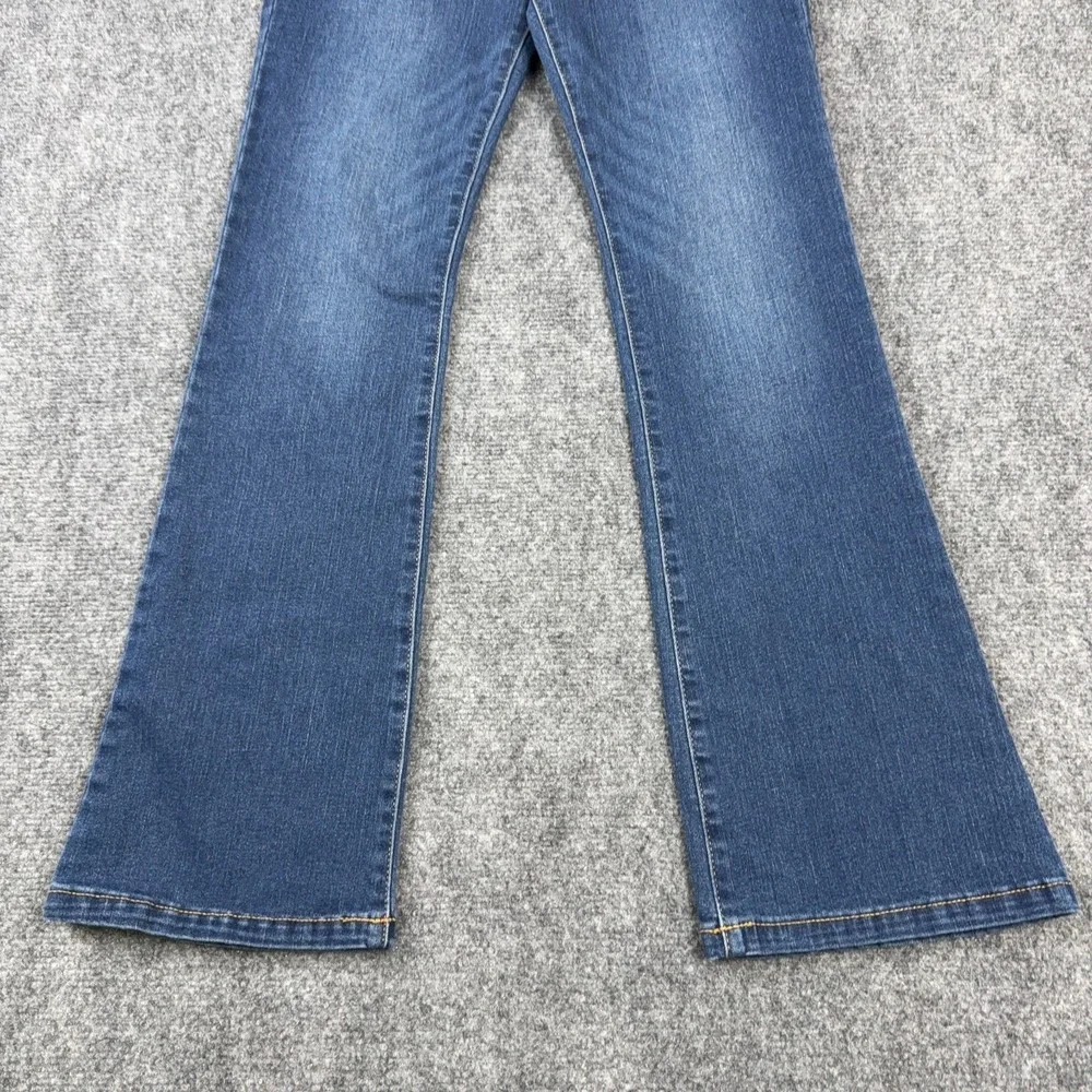 Levis Girls Size 16 Regular Rise Flare Jeans‎ Blue Stretch Denim Medium Wash